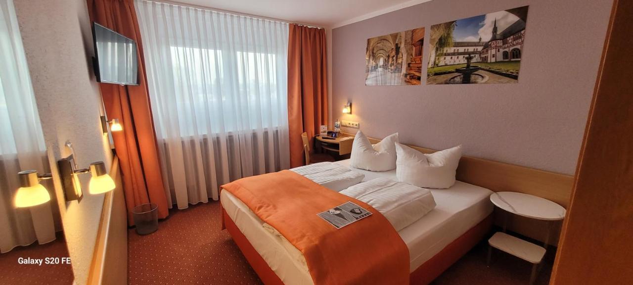 Hotel Restaurant Ruppert Walluf Екстер'єр фото