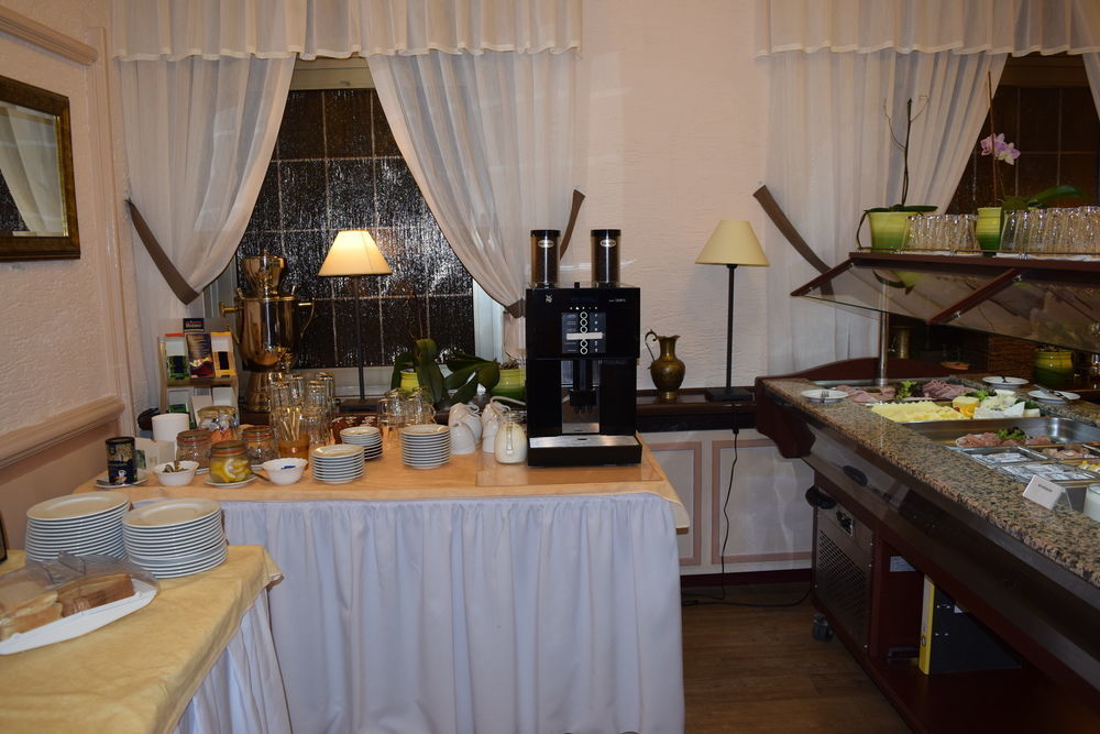 Hotel Restaurant Ruppert Walluf Екстер'єр фото